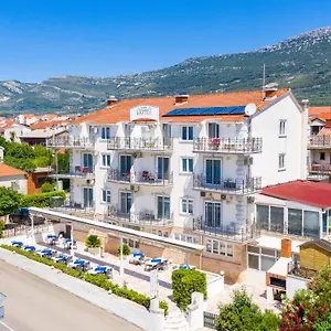 hotel-kastel-kastela.splithotels.org/
