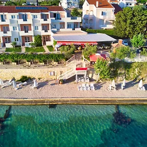 pansion-augustino.hotelinzadar.com/