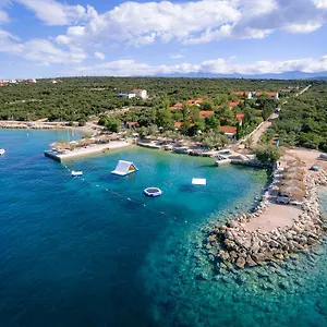 holiday-park-mandrice.hotelinzadar.com/