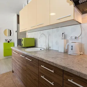 apartments-rooms-laganini.hotelinzadar.com/